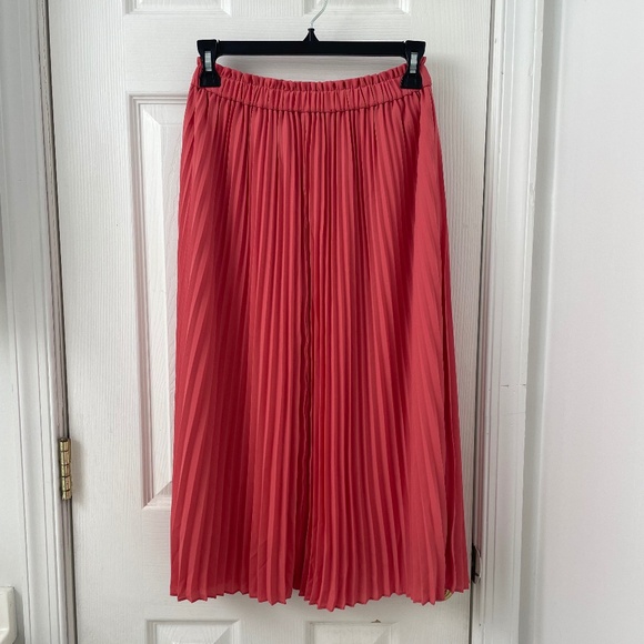 JCREW Pink Pleated Skirt XSP Brand New No Tags - Picture 1 of 3